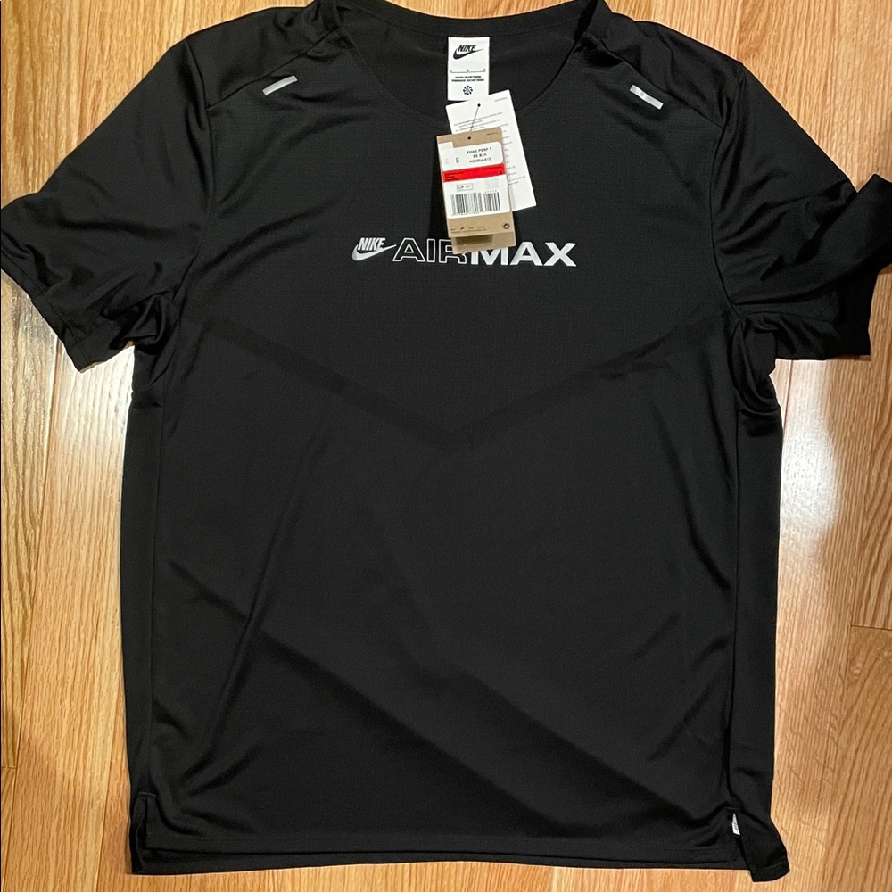 Nike Black Men's Move to Zero performance shirt